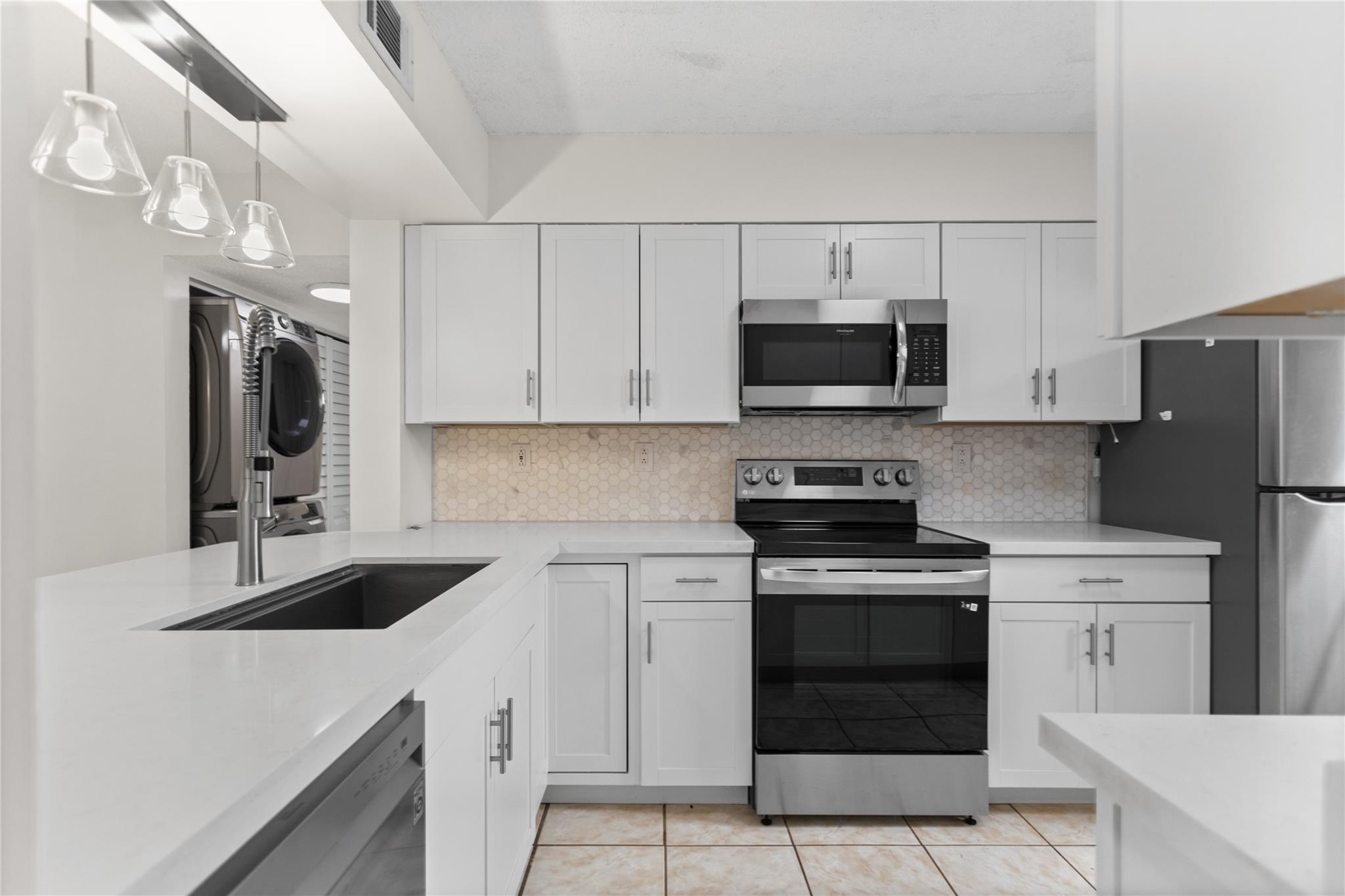 Park At Windwood Condo 01 - Residential Lease