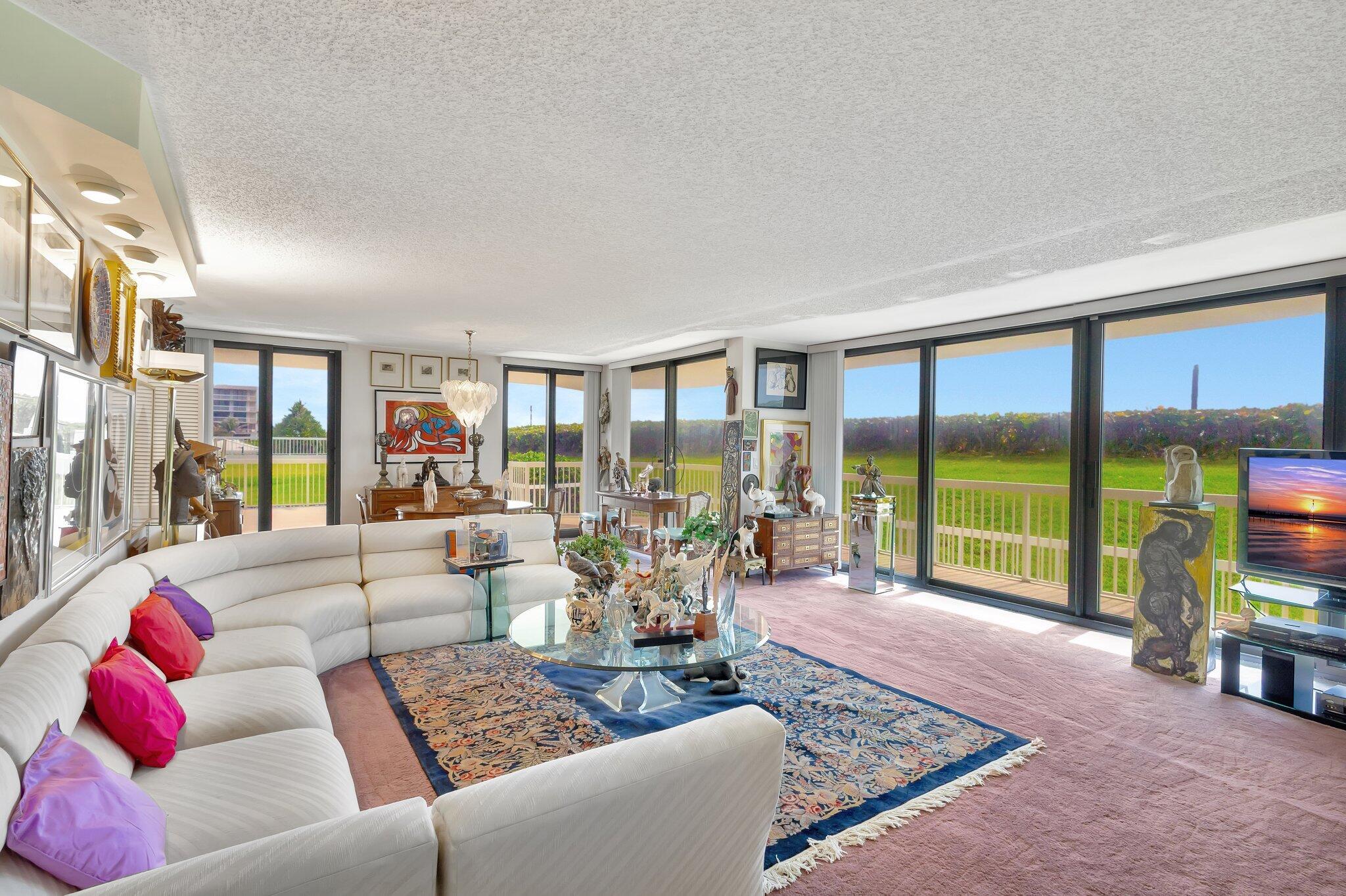 3300 S Ocean Boulevard 103 S, Palm Beach, FL, 33480/$1,590,000 3 3300 S Ocean Boulevard 103 S