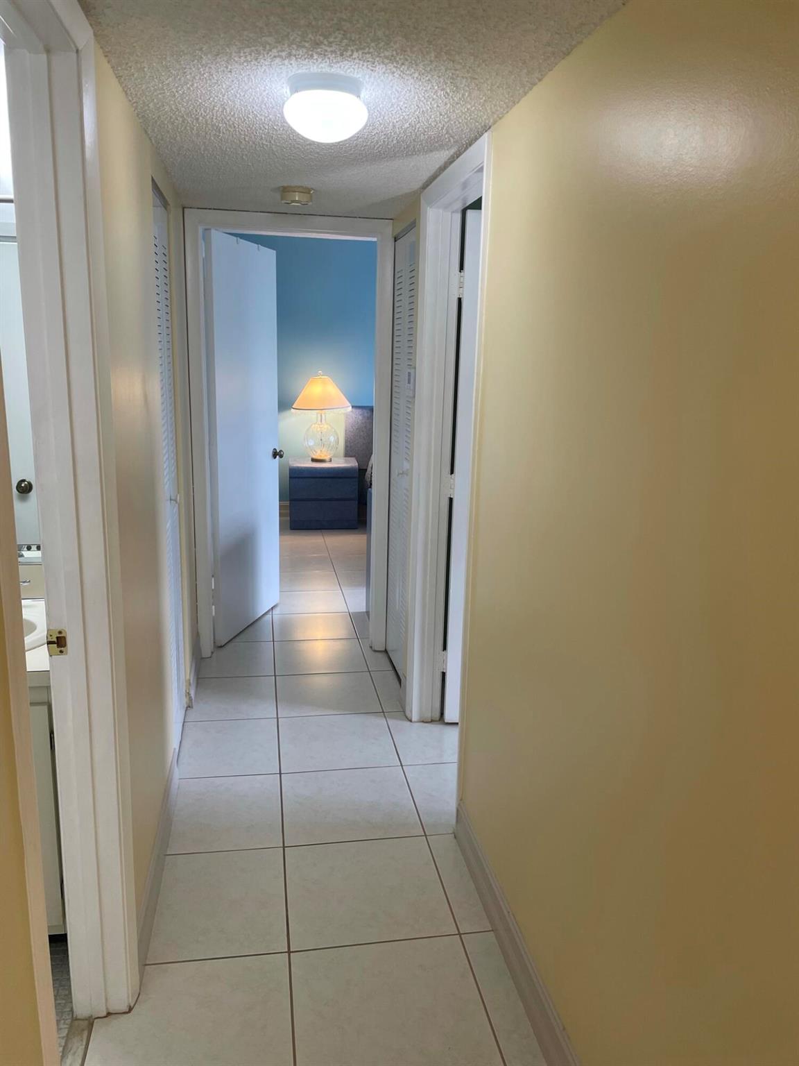 EVERGREEN CONDO - Residential