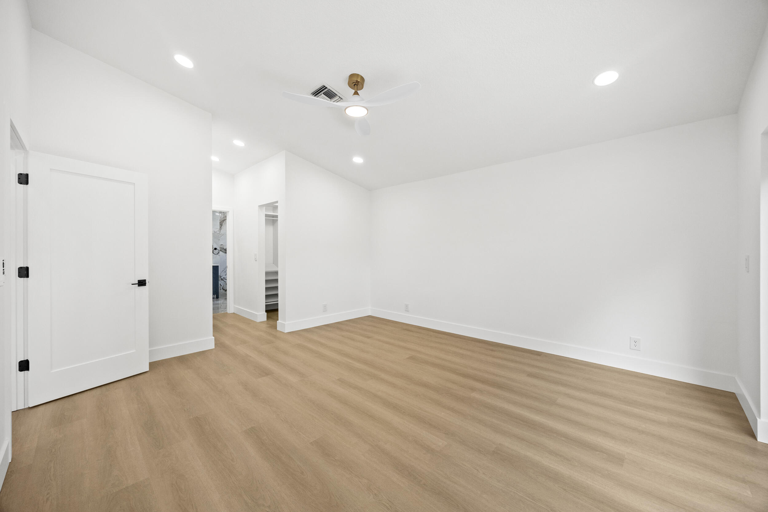 LA CASA 4 - Residential