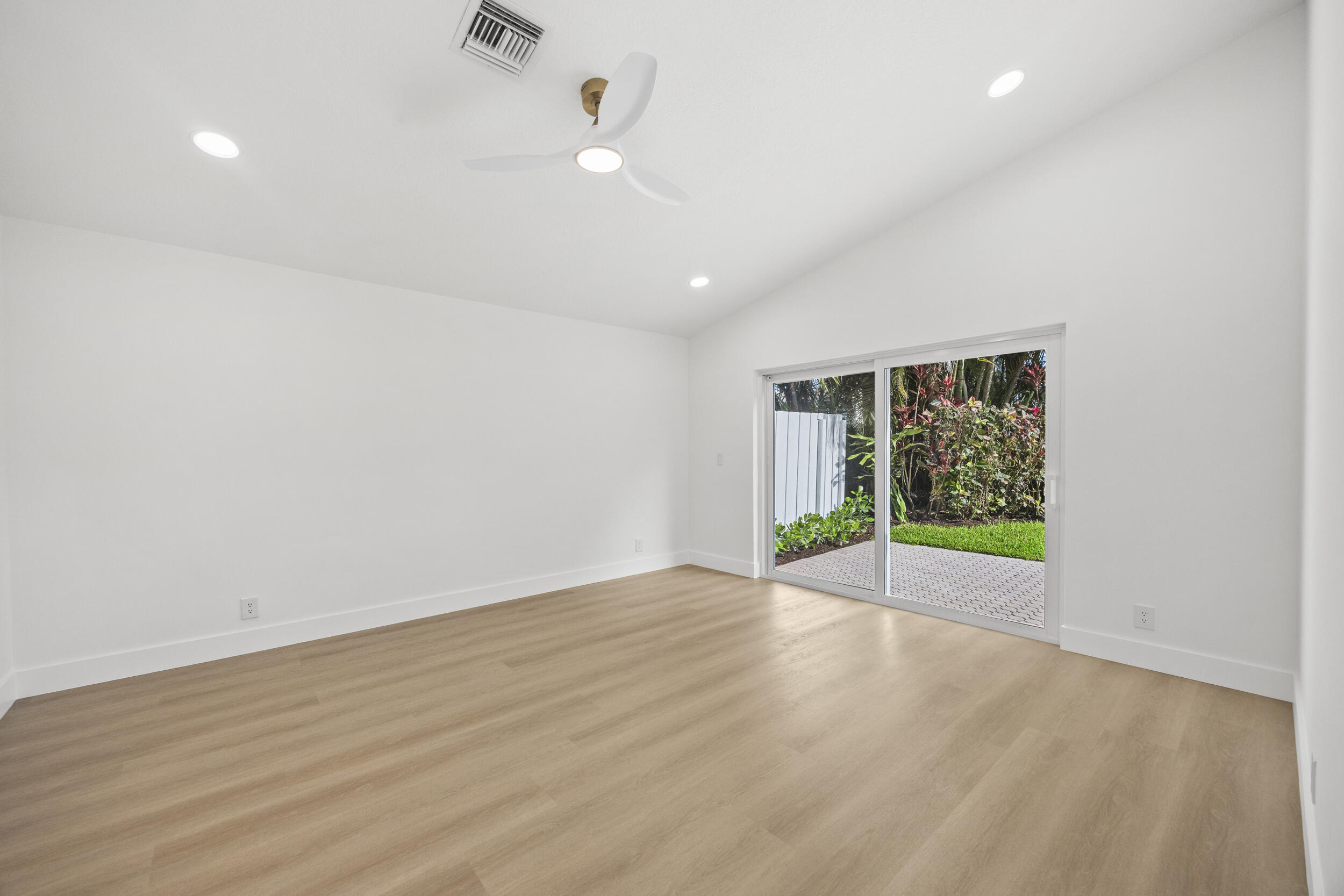 LA CASA 4 - Residential