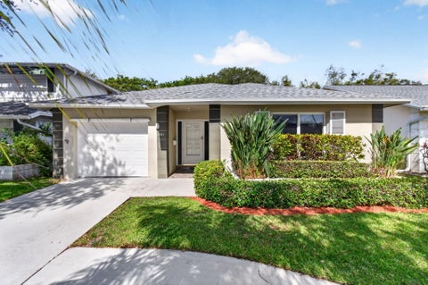 Photo of 201 Del Rio Boulevard, Boca Raton, FL 33432 (MLS # B26028596)