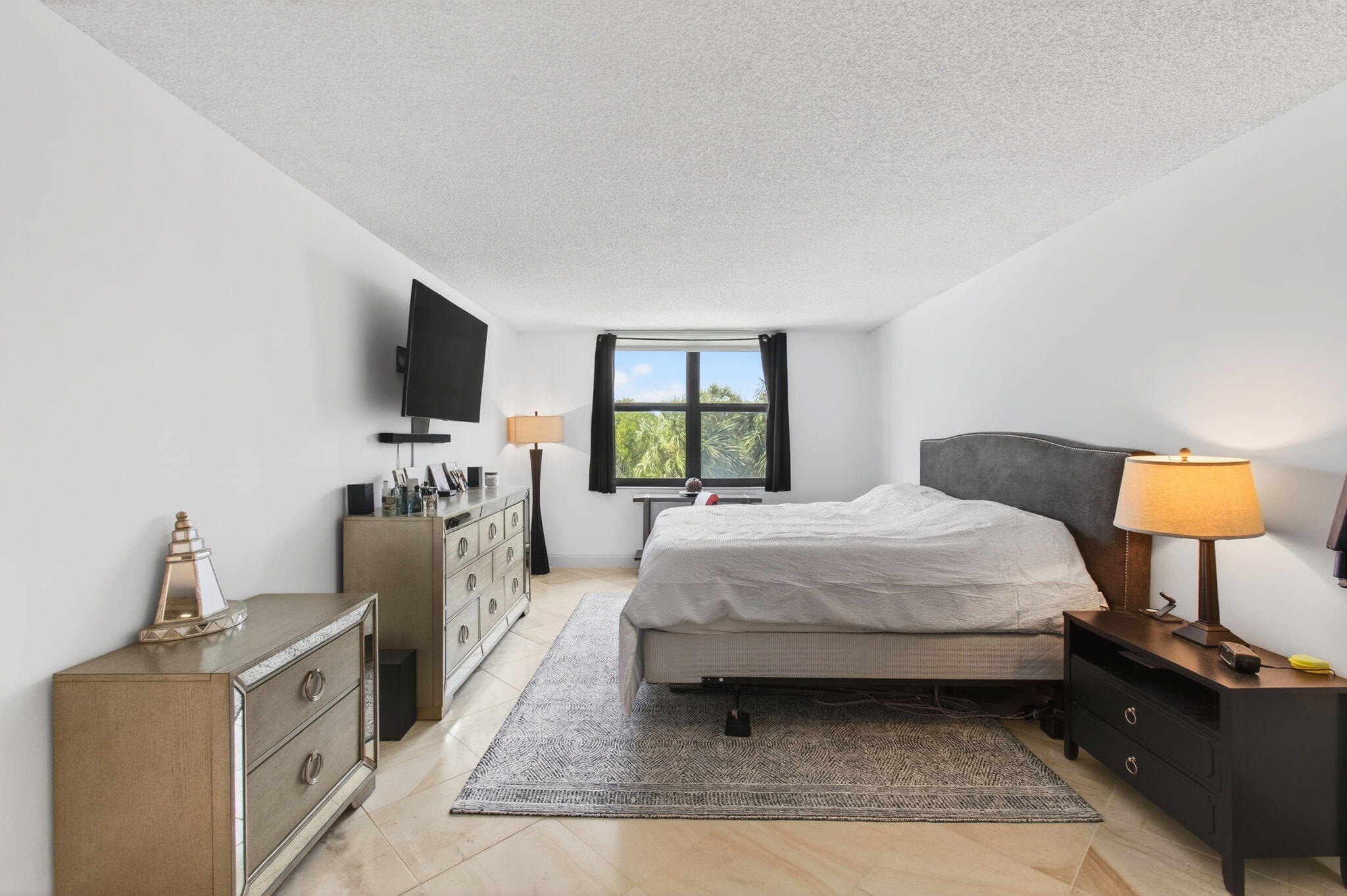 La Fontana - Residential