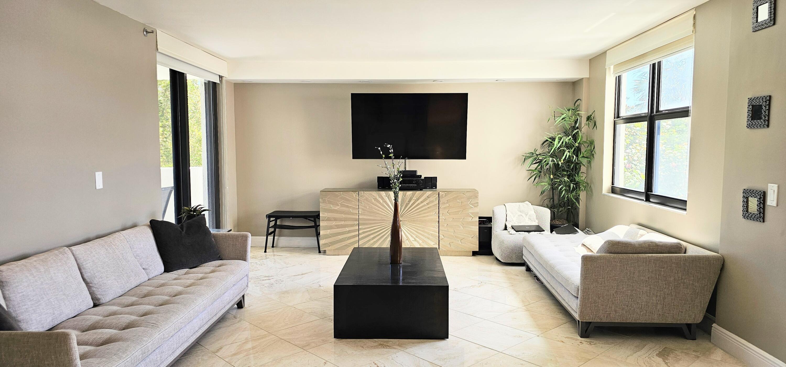 La Fontana - Residential