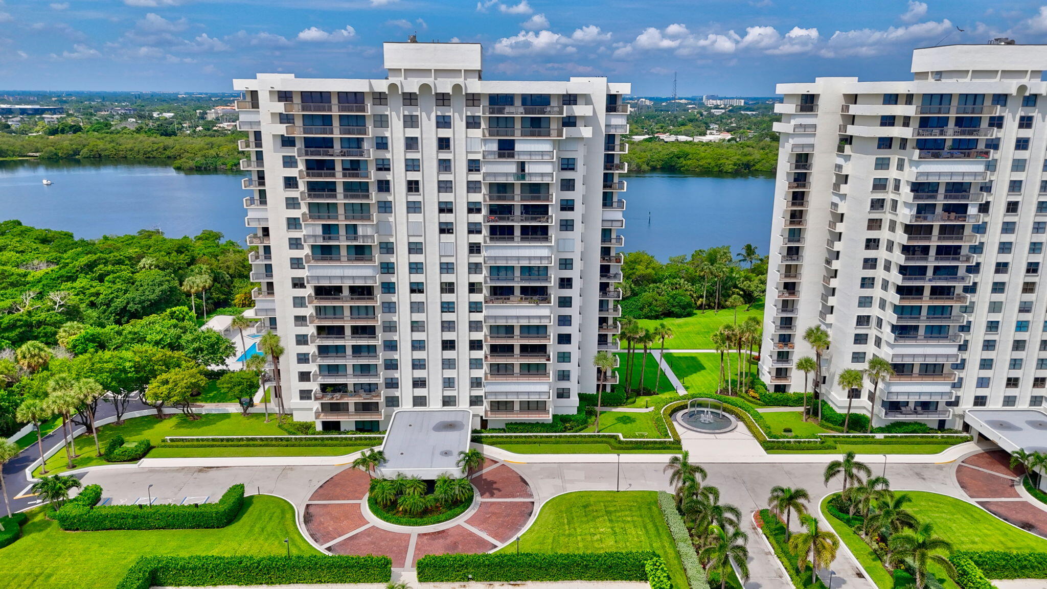 La Fontana - Residential