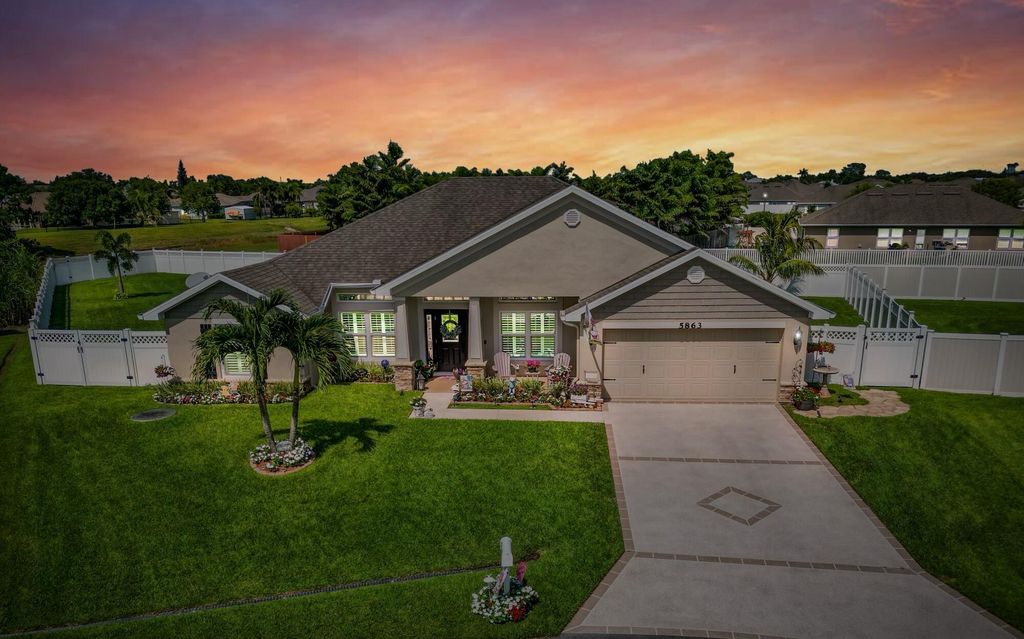 Photo of 5863 NW Poe Court, Port St Lucie, FL 34986 (MLS # R10901528)