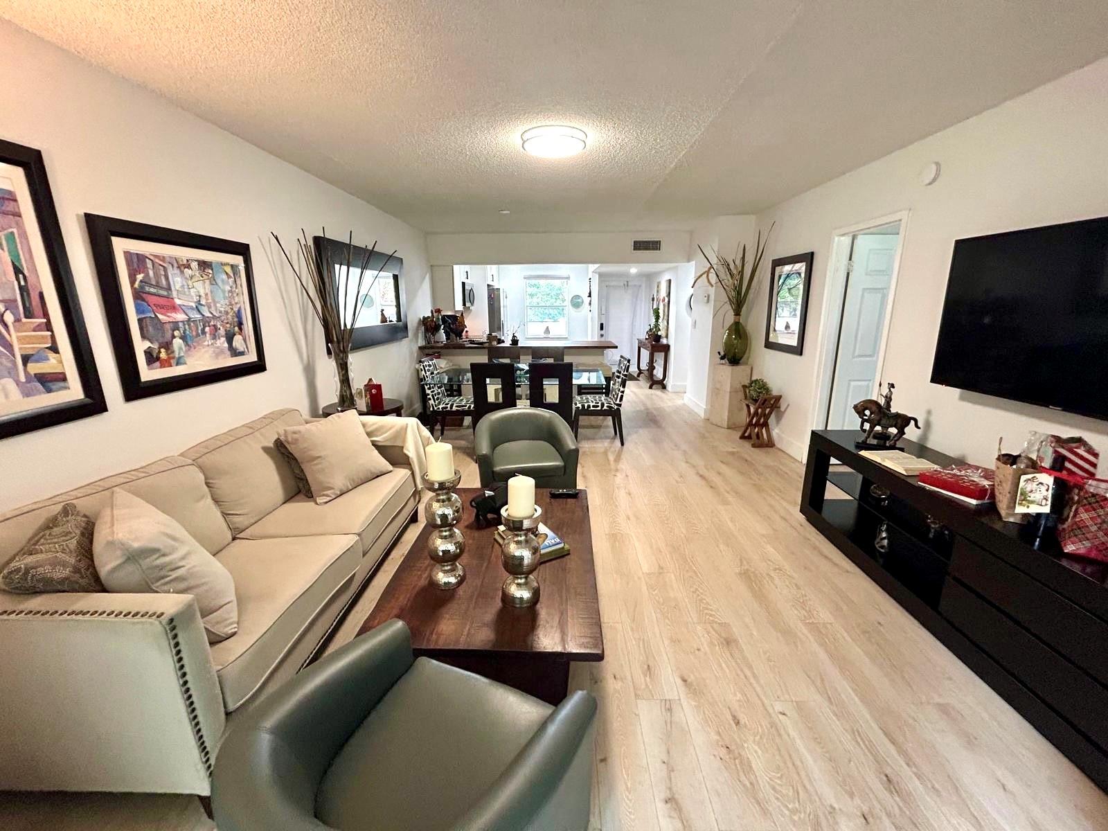 ORIOLE GOLF & TENNIS CLUB - Residential Lease