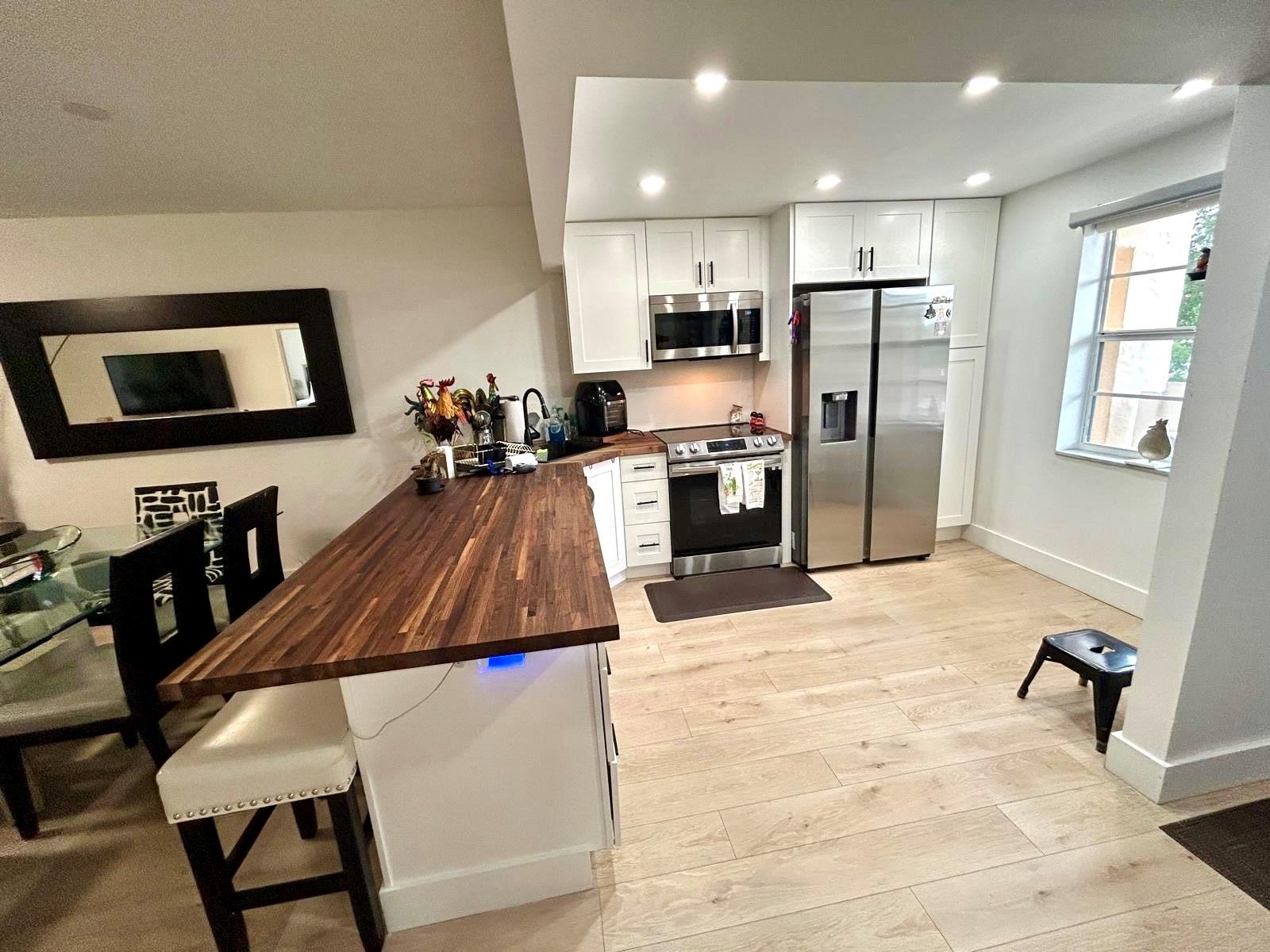 ORIOLE GOLF & TENNIS CLUB - Residential Lease