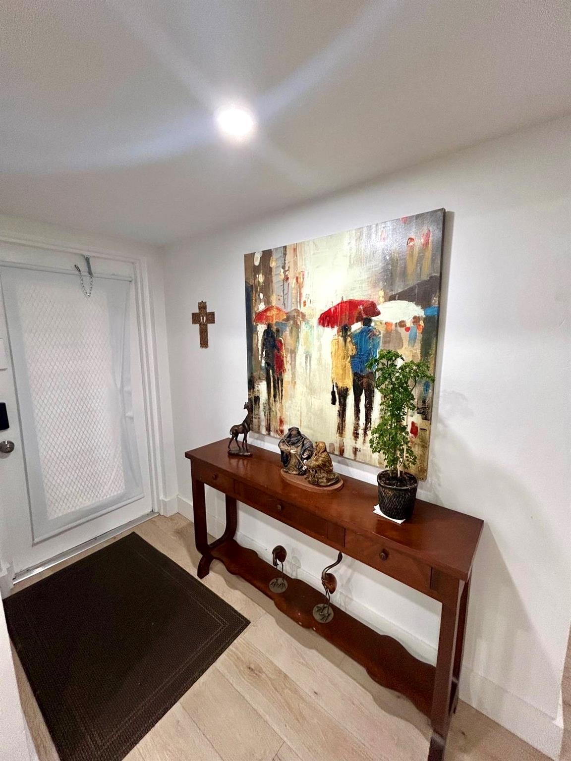 ORIOLE GOLF & TENNIS CLUB - Residential Lease