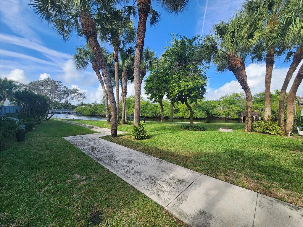 Photo of 1987 NE 15th Avenue, Fort Lauderdale, FL 33305 (MLS # F10542310)