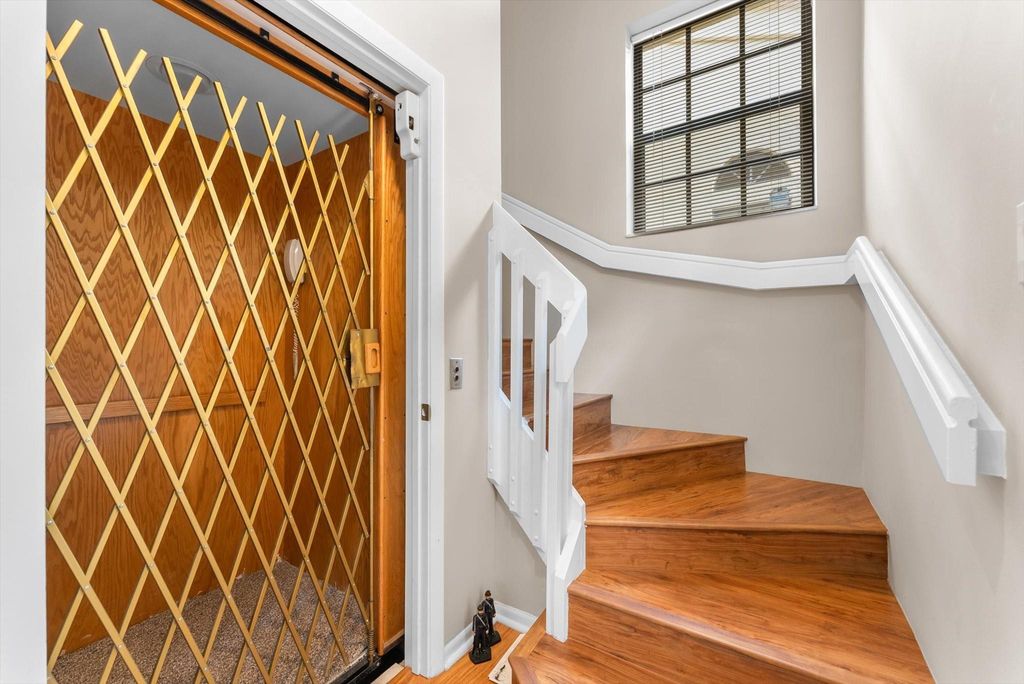 Photo of 5131 Europa Dr #2, Boynton Beach, FL 33437 (MLS # F10541787)