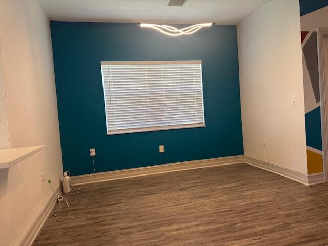 5822 Erik Way