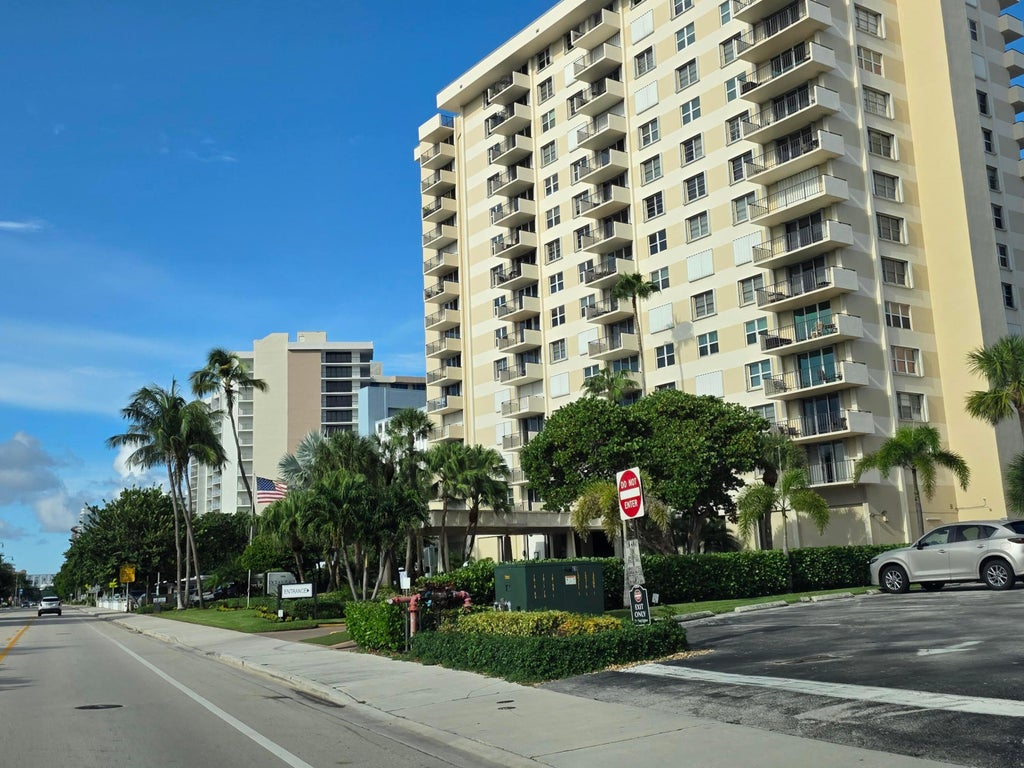 Photo of 1900 S OCEAN Boulevard #15K, Lauderdale By The Sea, FL 33062 (MLS # B26073977)