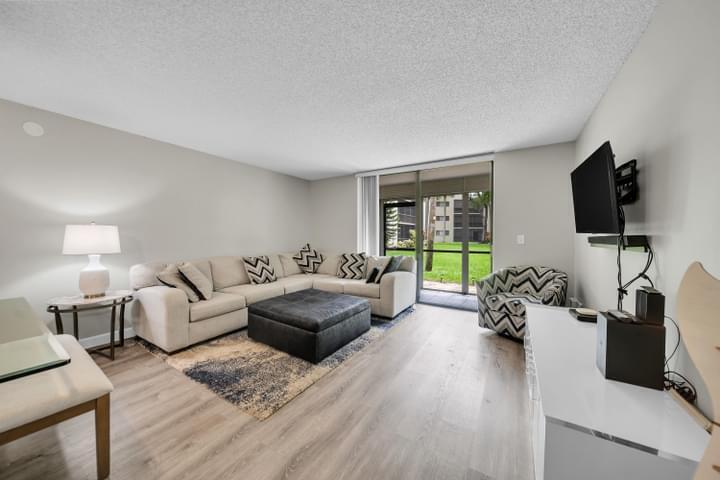 5340 Las Verdes Circle 109
