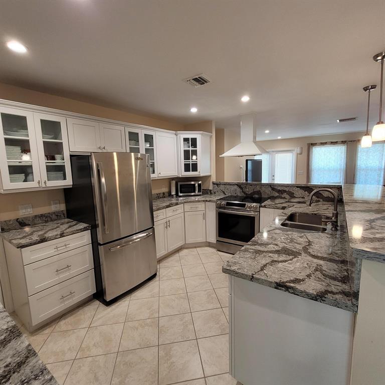 JUPITER IN THE PINES - Residential Lease