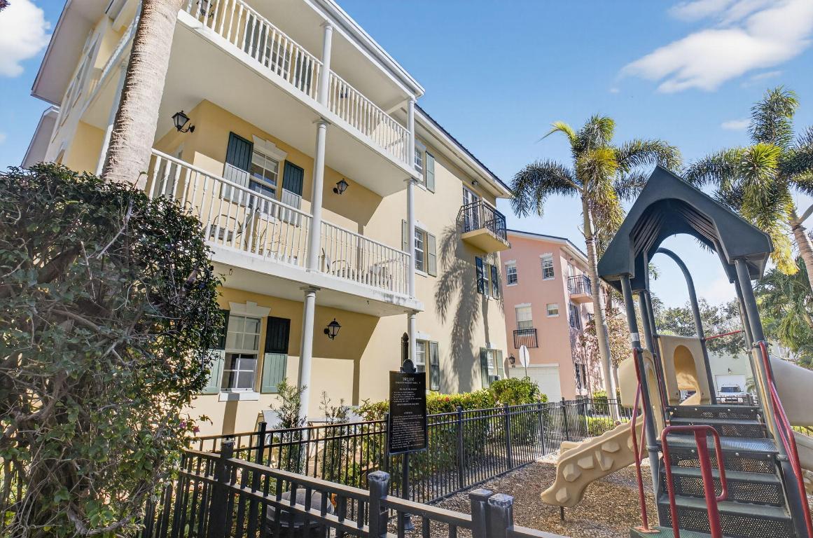 HERITAGE CLUB - Residential