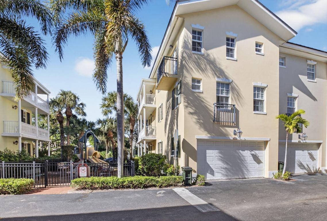 HERITAGE CLUB - Residential