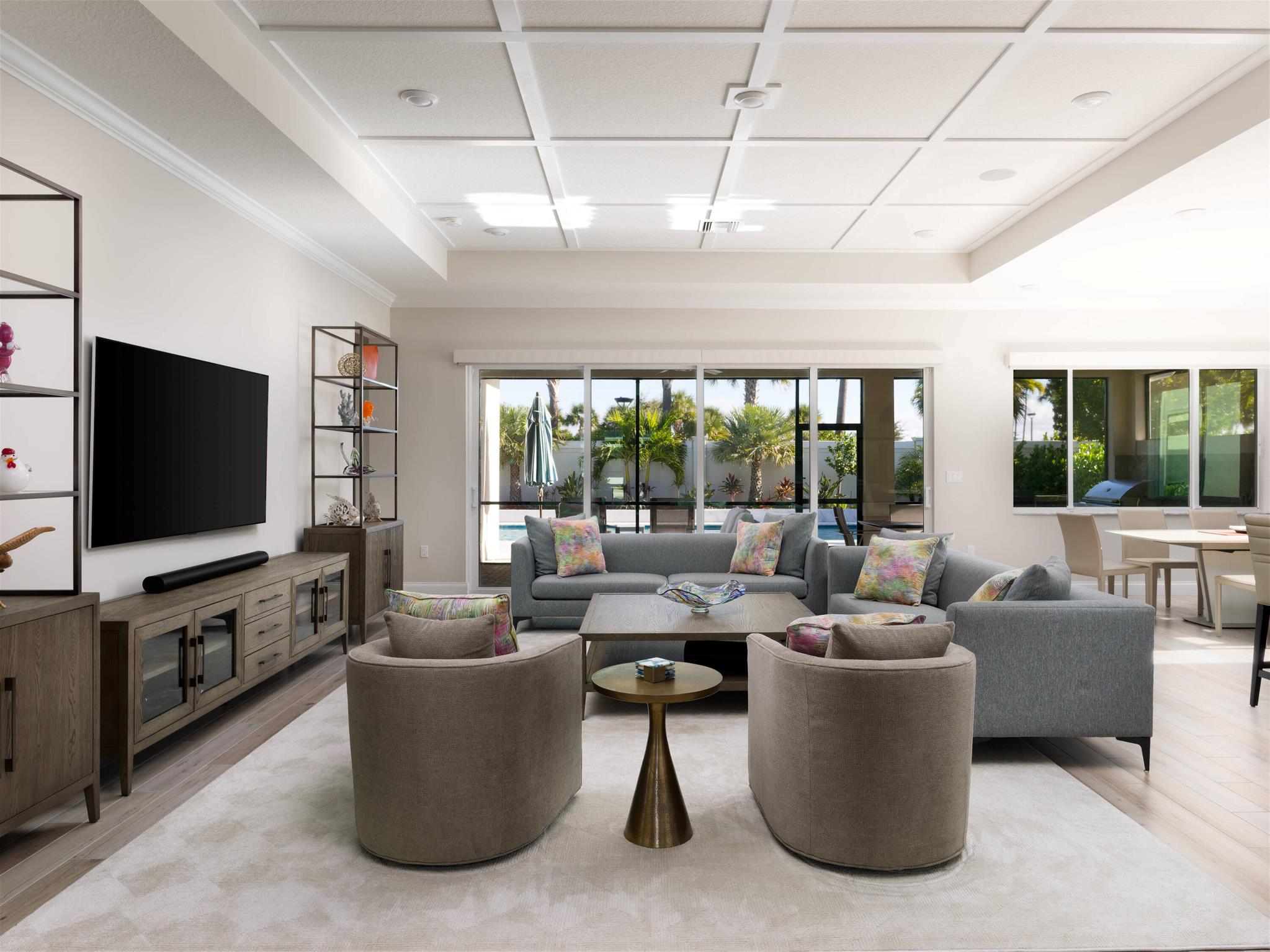 12144 Waterstone Circle, Palm Beach Gardens, FL, 33412/$1,495,000 2 12144 Waterstone Circle