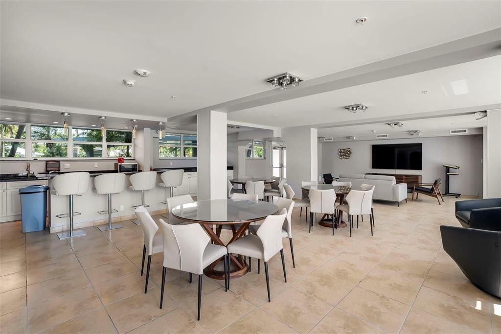 Atlantic Towers - Residential