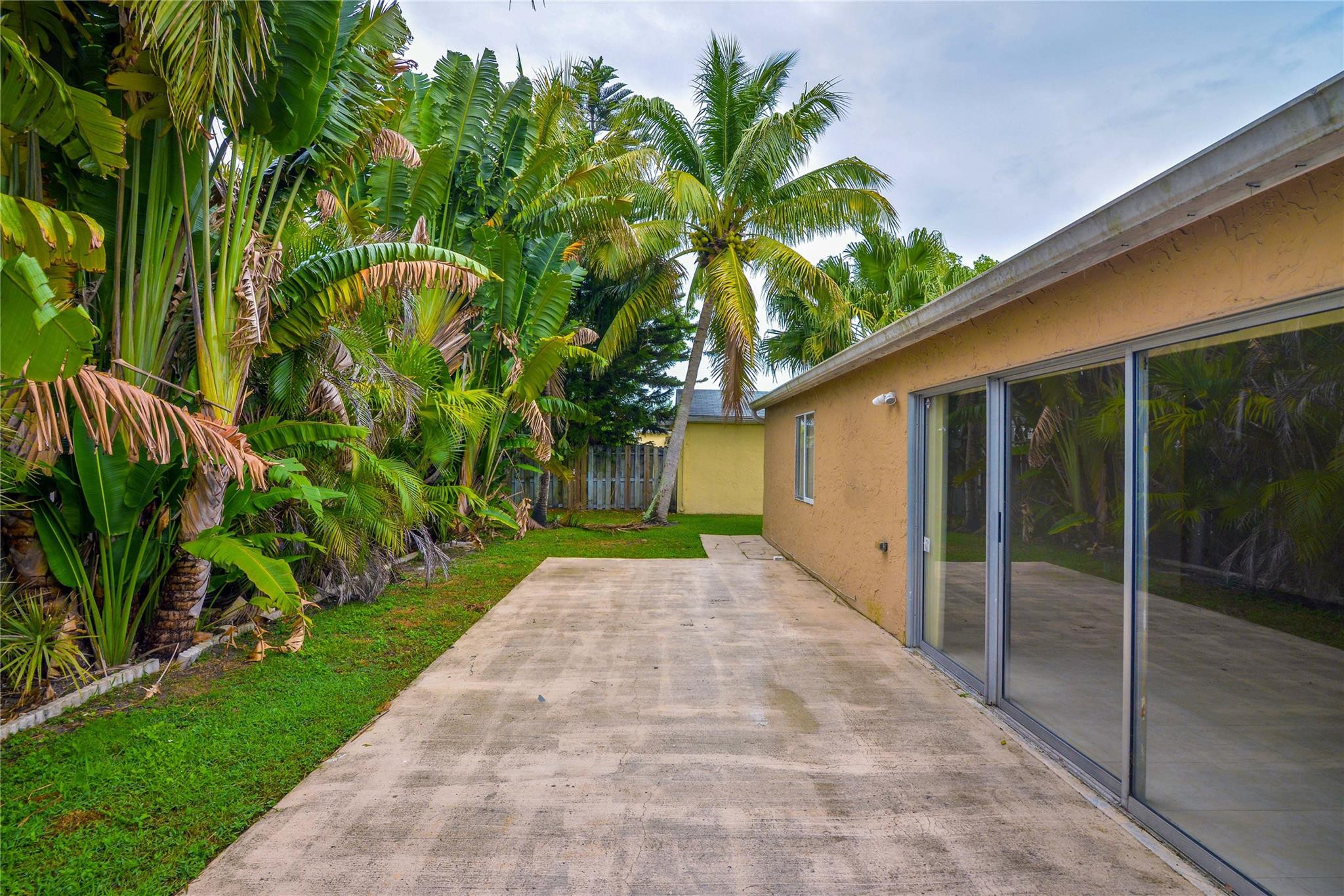 WEITZER SUB 1 - Residential Lease