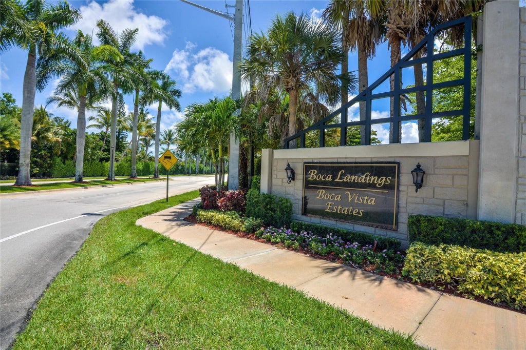 Photo of 18813 Cloud Lake Circle, Boca Raton, FL 33496 (MLS # B26029356)