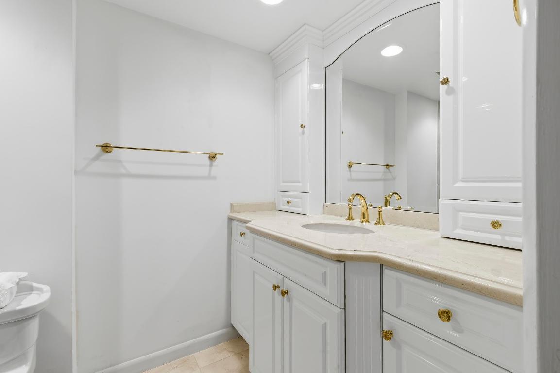 OCEAN TOWERS NORTH CONDO - Residential