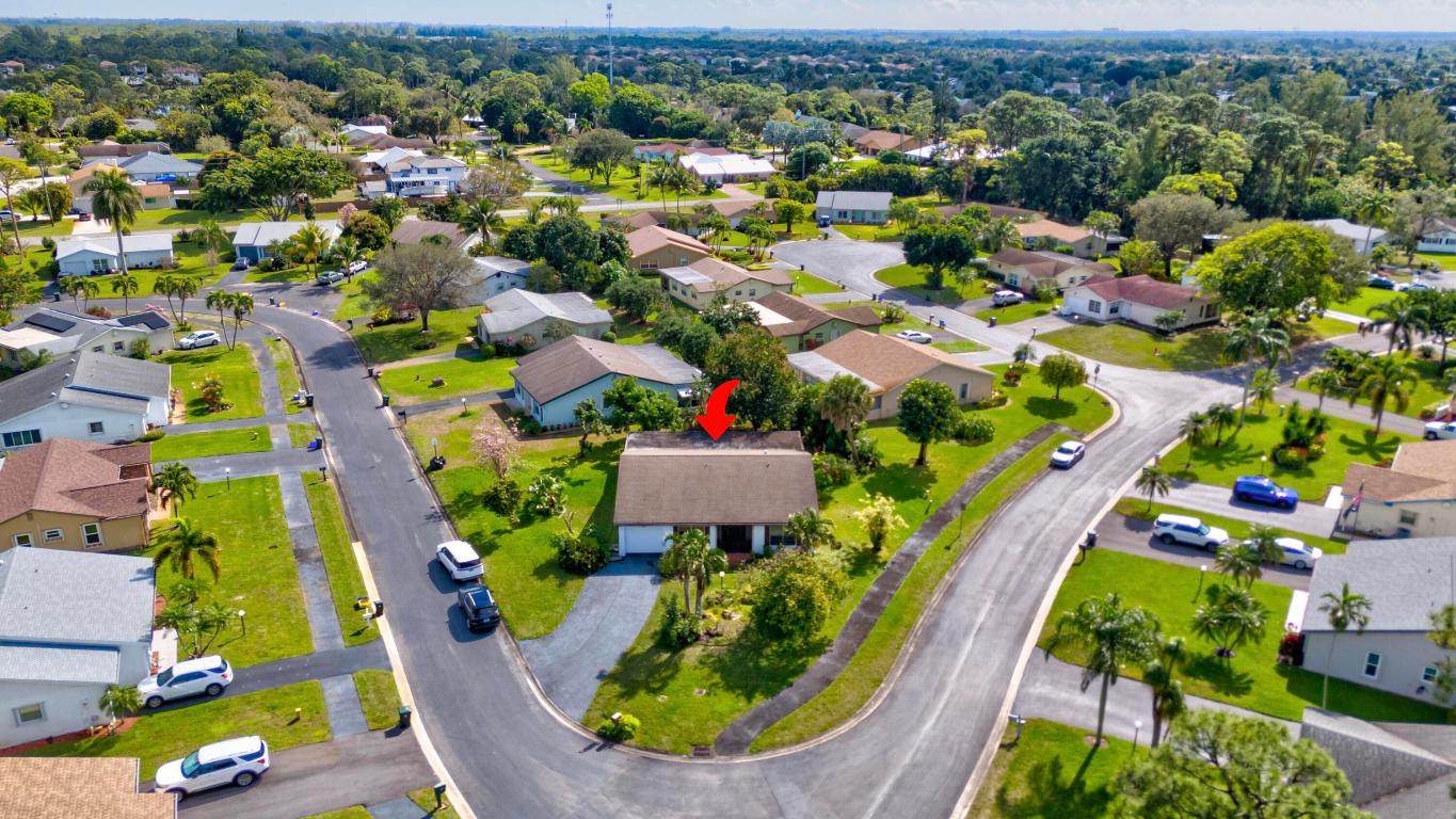 Clubhouse, Pool - Residential