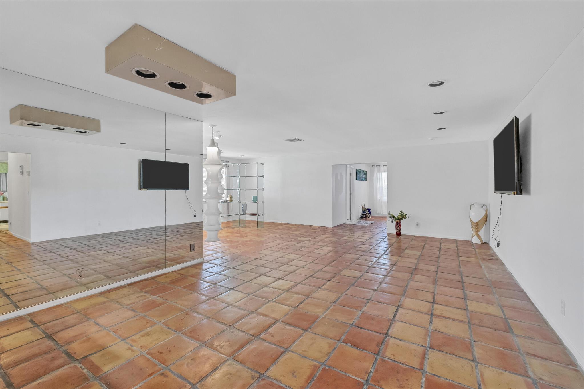 Clubhouse, Pool - Residential