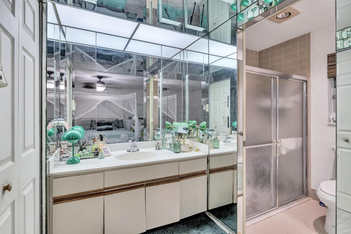 Clubhouse, Pool - Residential