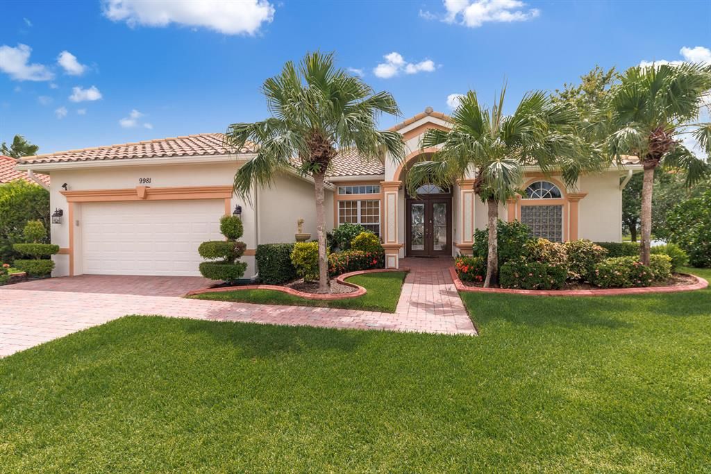 Photo of 9981 SW Papaya Tree Court, Port Saint Lucie, FL 34987 (MLS # R10641524)