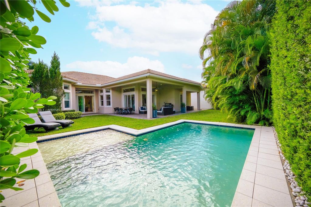 Photo of 6359 Bellamalfi Street, Boca Raton, FL 33496 (MLS # F10545159)