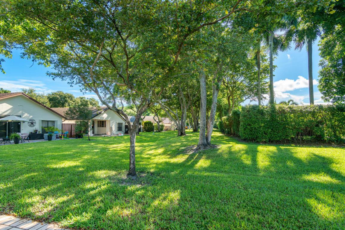 Fairmont Place-Equestrian - Residential