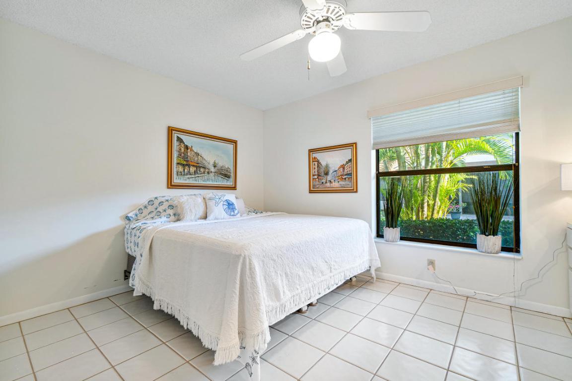 Fairmont Place-Equestrian - Residential