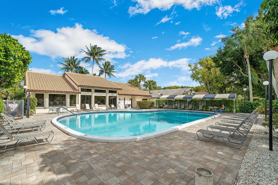 Fairmont Place-Equestrian - Residential