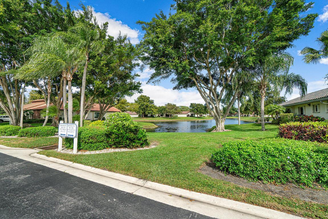 Fairmont Place-Equestrian - Residential