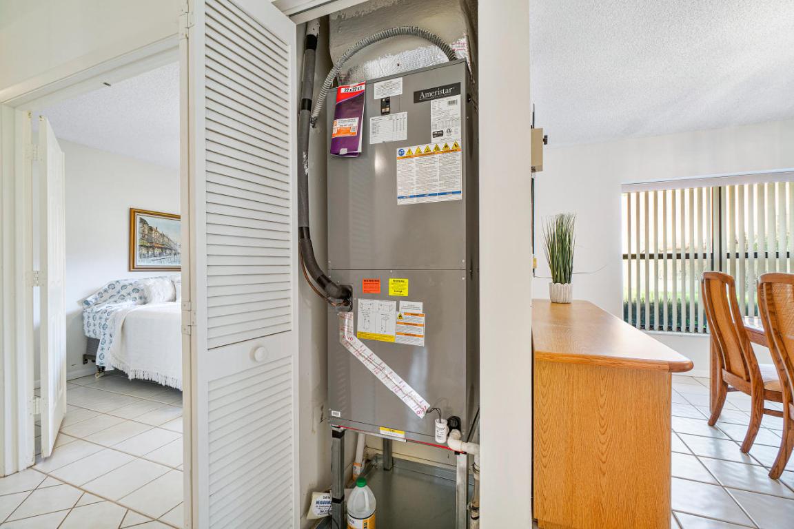 Fairmont Place-Equestrian - Residential