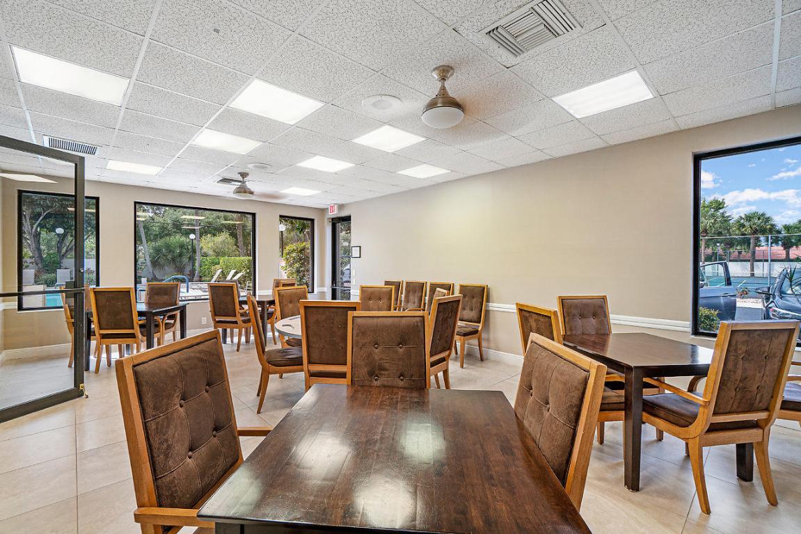 Fairmont Place-Equestrian - Residential