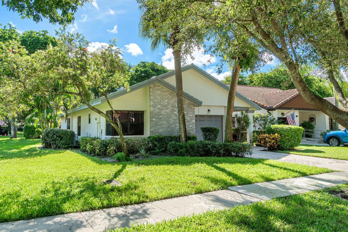 Fairmont Place-Equestrian - Residential