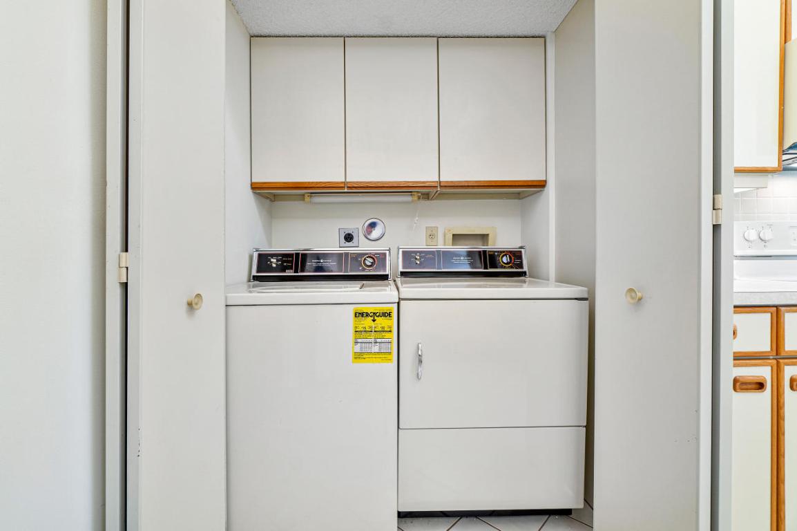 Fairmont Place-Equestrian - Residential