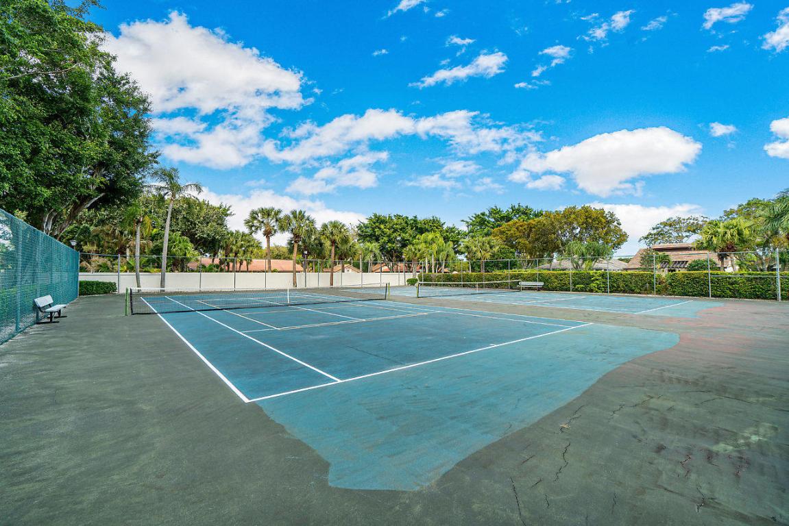 Fairmont Place-Equestrian - Residential