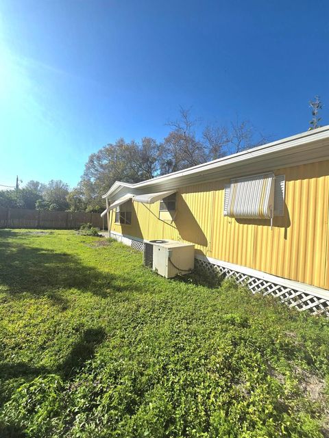 A home in Okeechobee