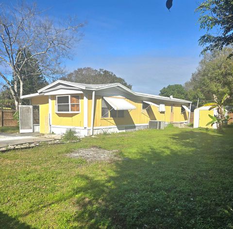 A home in Okeechobee