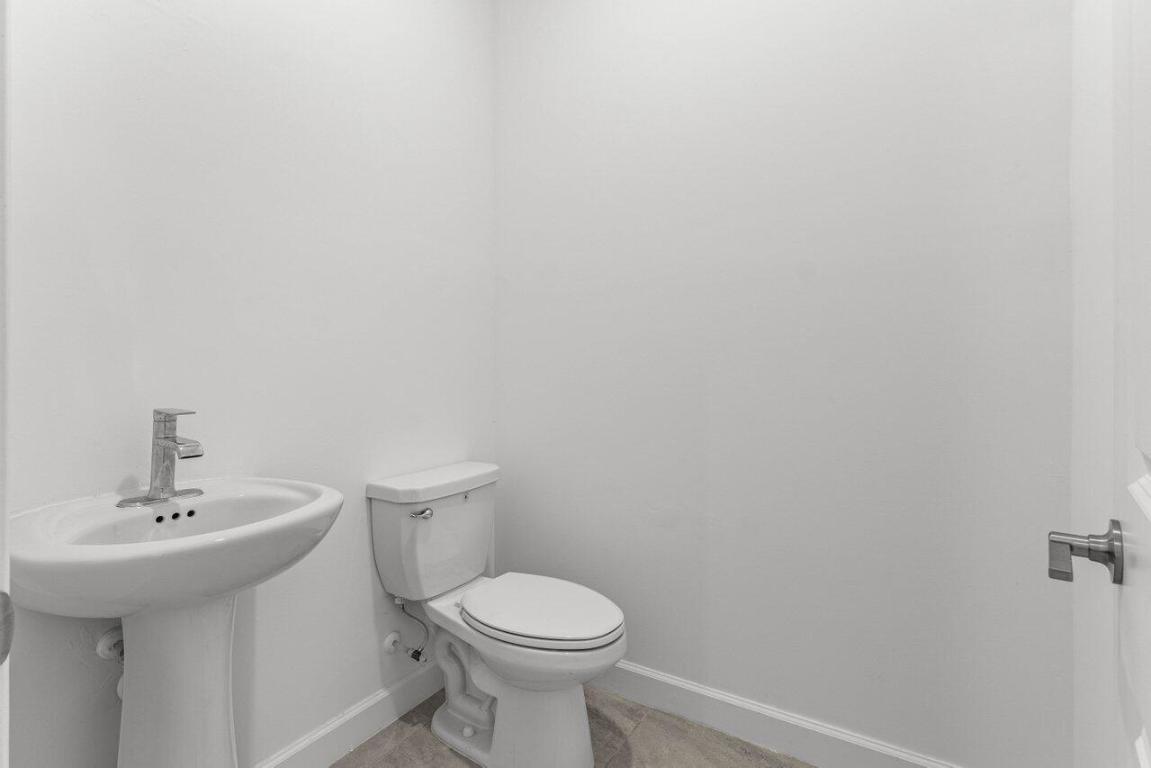 ARDEN PUD POD C NORTH - Residential Lease