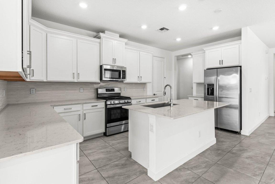 ARDEN PUD POD C NORTH - Residential Lease