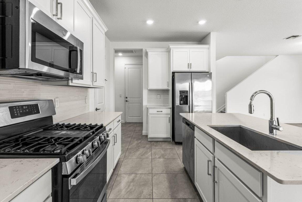 ARDEN PUD POD C NORTH - Residential Lease