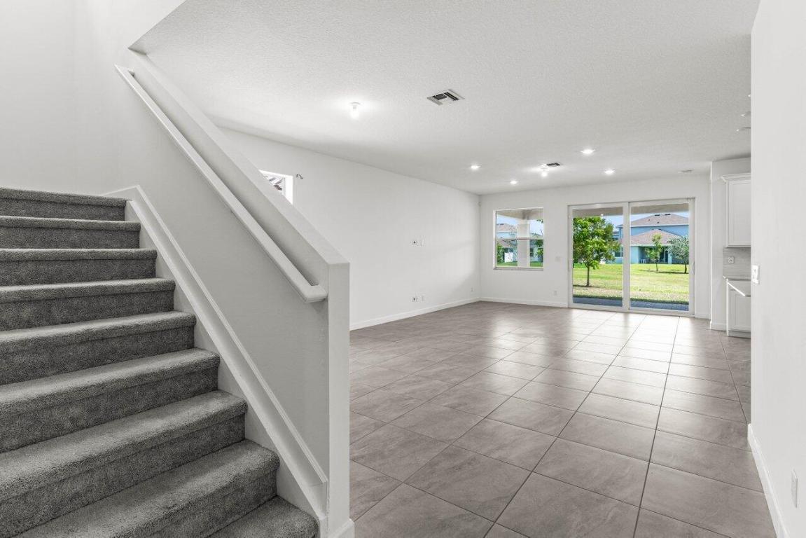 ARDEN PUD POD C NORTH - Residential Lease