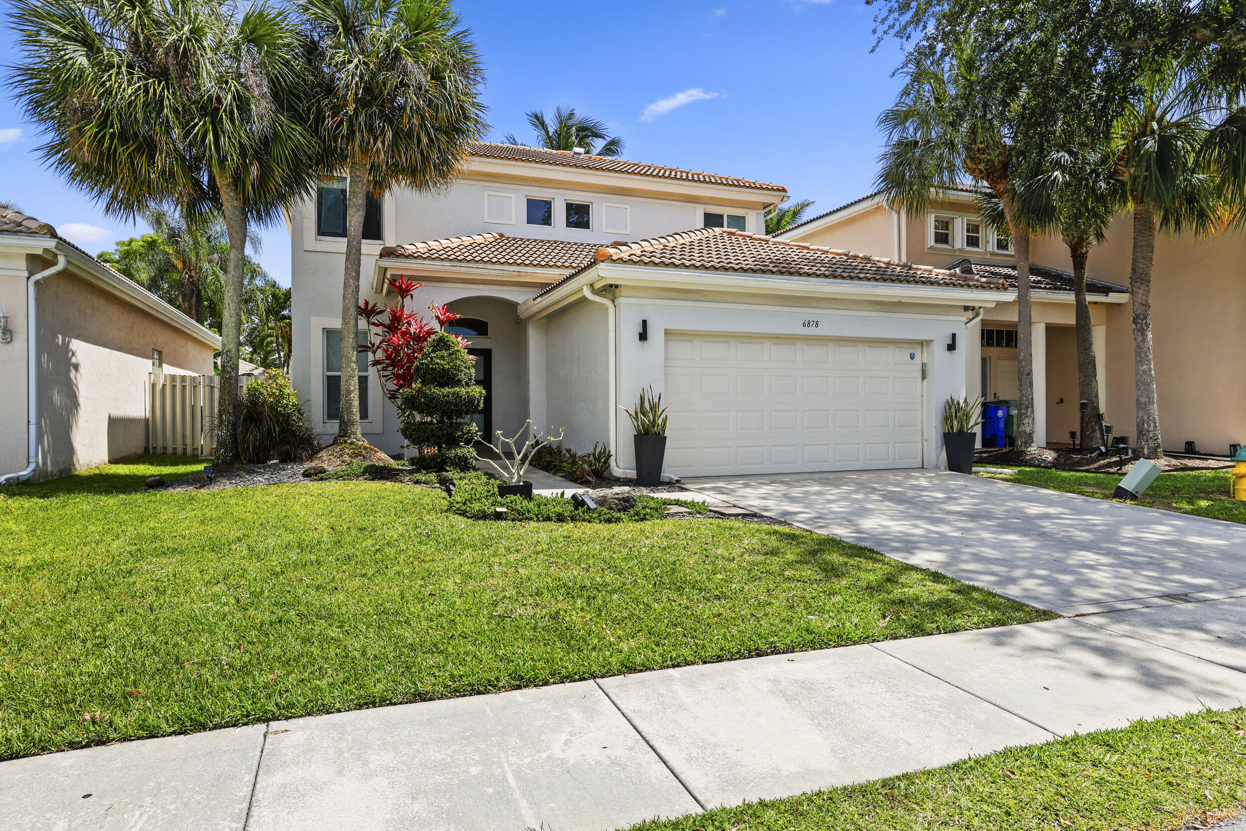 HOLIDAY SPRINGS EAST - Residential
