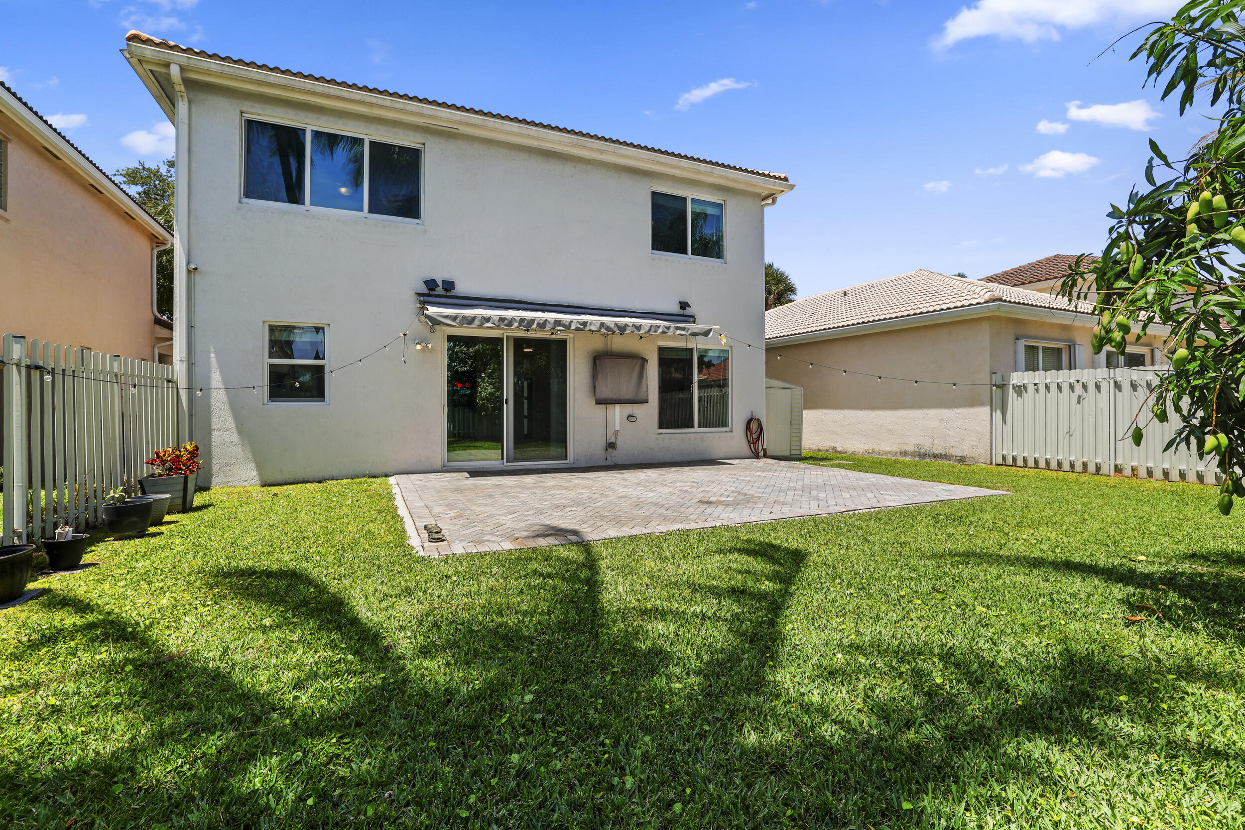 HOLIDAY SPRINGS EAST - Residential