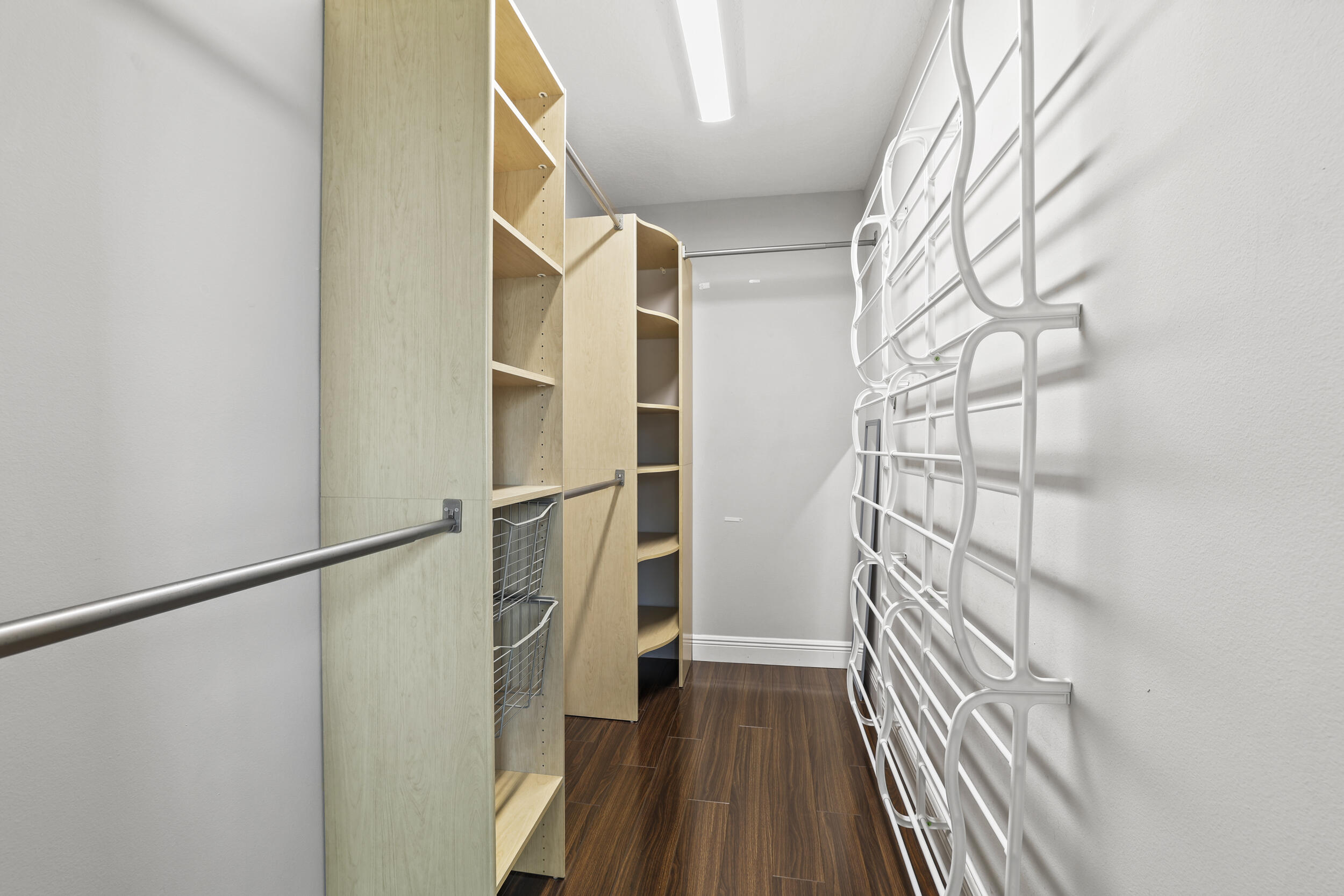 HOLIDAY SPRINGS EAST - Residential