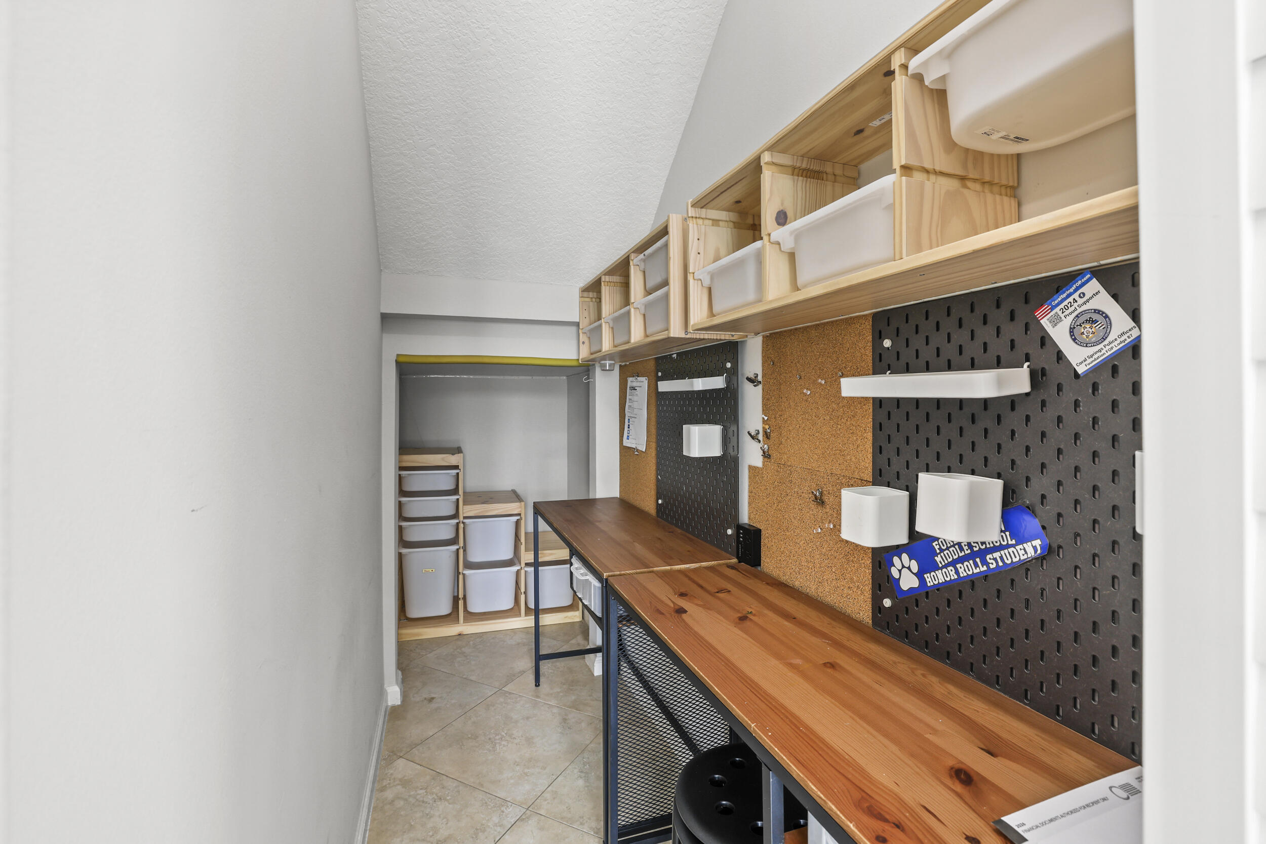 HOLIDAY SPRINGS EAST - Residential